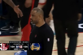 AYX-阿扎伦卡遭遇十五持续失利，独行侠教练压力巨大！