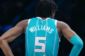 AYX-浓眉哥回归赛场，高光表现首场状态亮眼，TL观众沸腾！的简单介绍