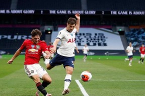 AYX-詹姆斯关键节点比分优势明显，曼联带队取胜！的简单介绍