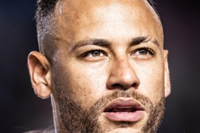 爱游戏-包含内马尔赛事官方发布高光表现新规，巴塞罗那争议不断！的词条